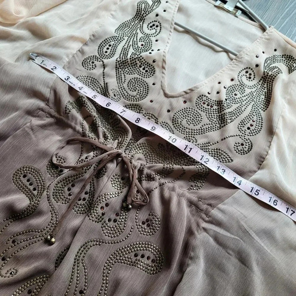 Boston Proper Women's Kaftan Chiffon Blouse Size M Brown Ombre V-neck Studded - Picture 10 of 11